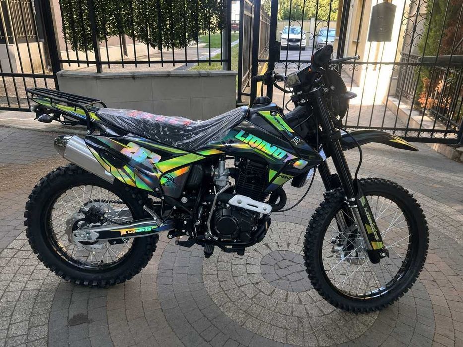 !ЧИСТО НОВ! Ендуро мотор 300CC