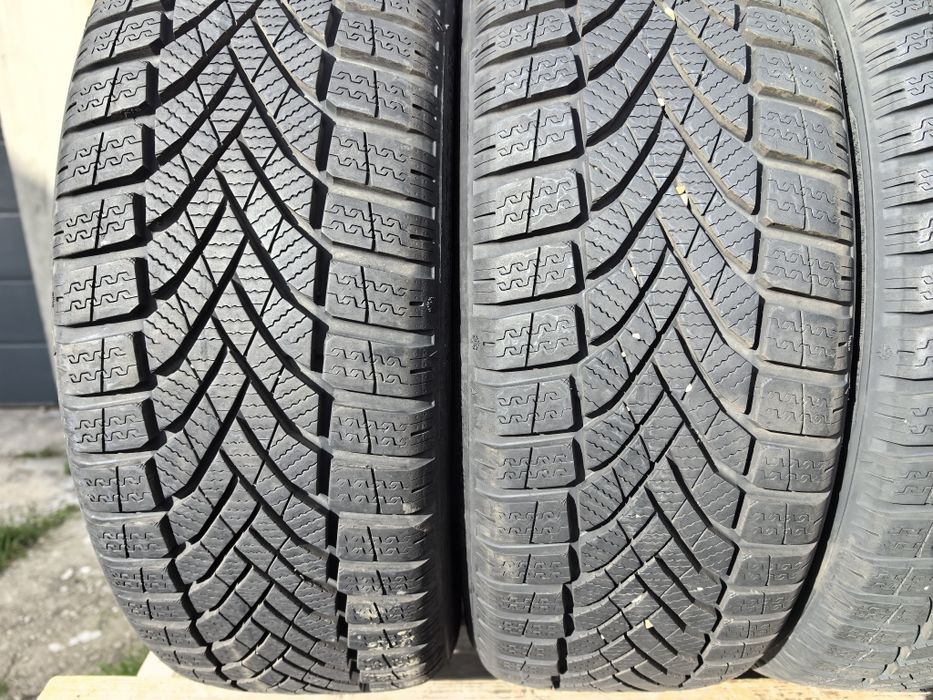 205/55/16 Фалкен ДОТ 2025 г - Като нови