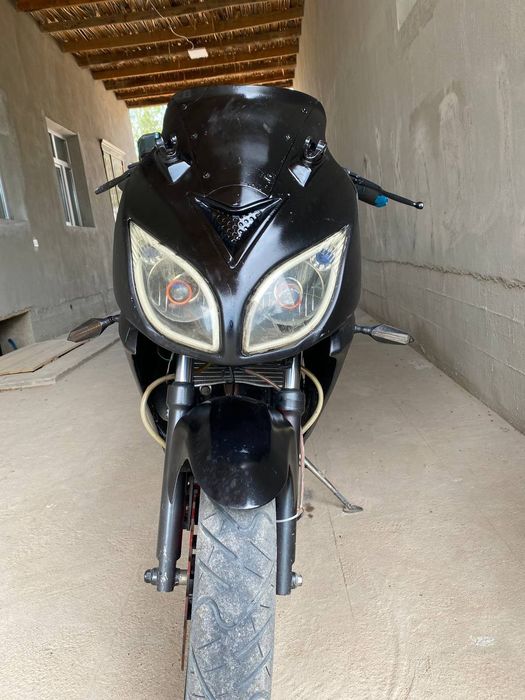 Kawasaki 250cc edial