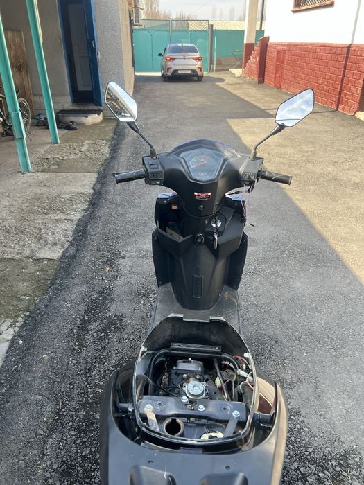 М8 веном 125сс..