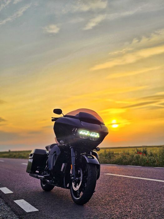 Harley davidson Road glide 114
