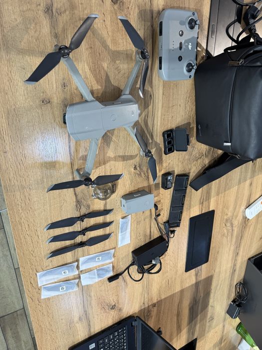 Dji air 2 fly more combo