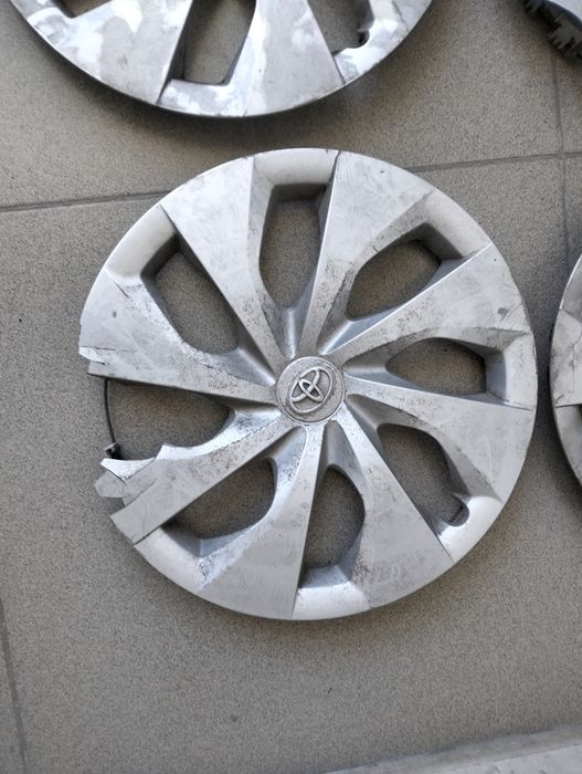 Колпаки на Тойота