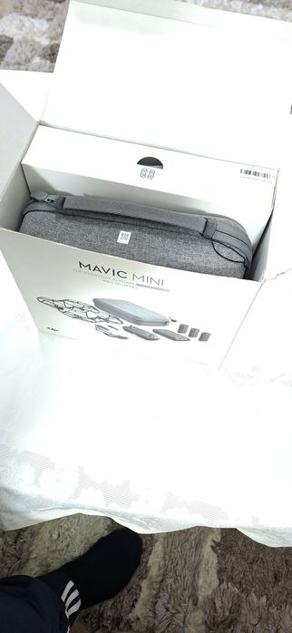 Дрон Dji mavic mini fly more combo  като нов!