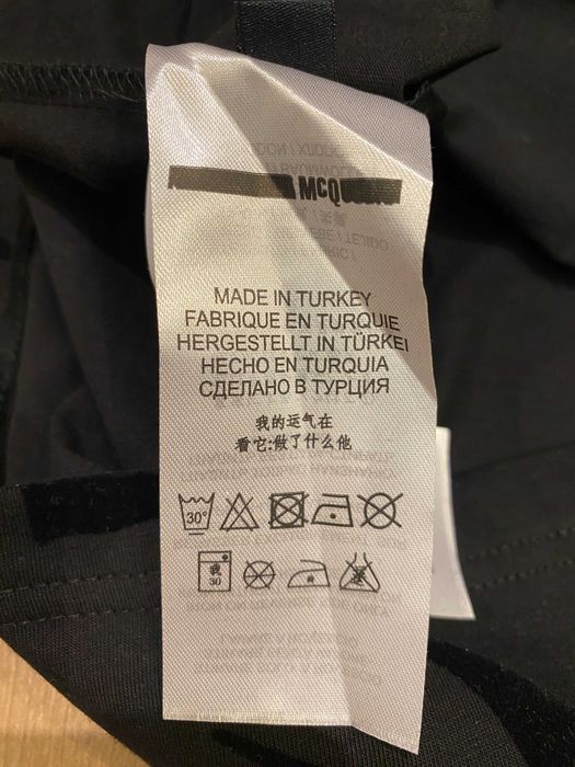 Оригинална тениска Alexander Mcqueеn, черна, размери: S и M