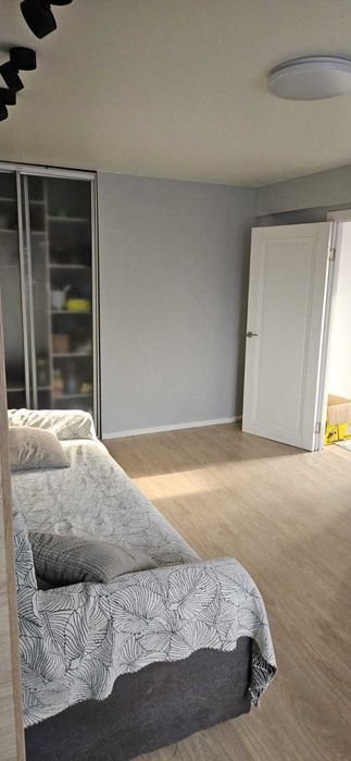 Продам 3х, ул. Новаторов, 15