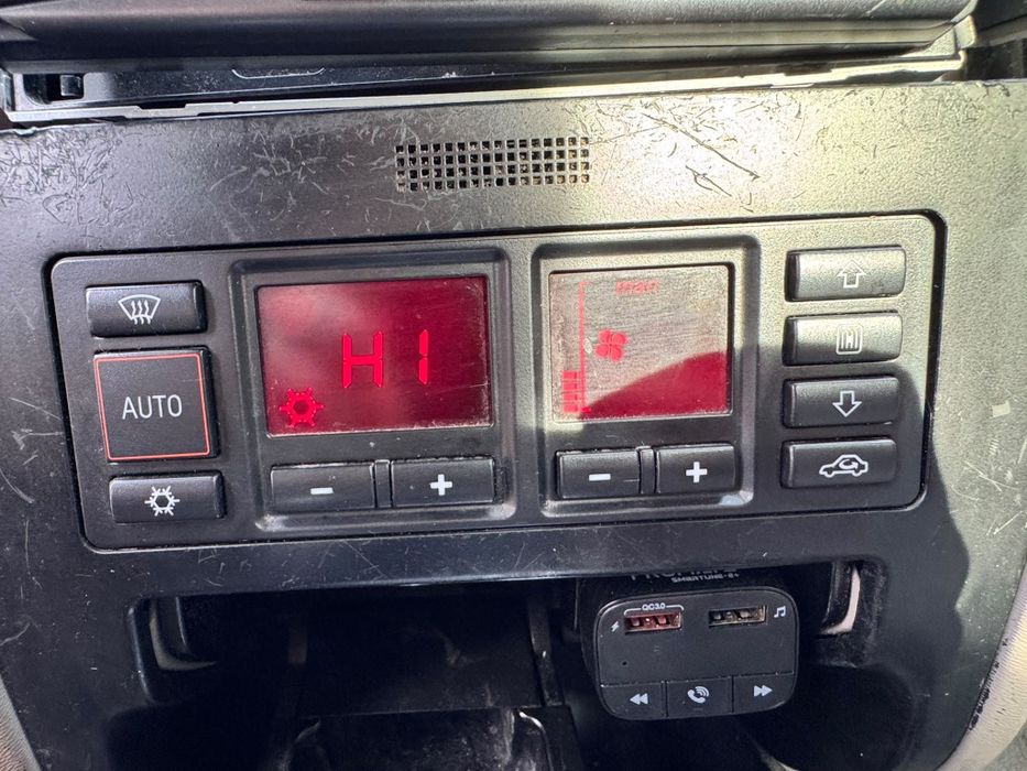 Vând Audi A3 1.8 Turbo, benzină.