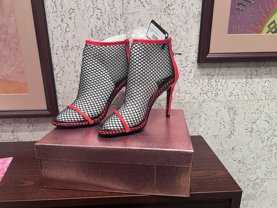 Дамски обувки