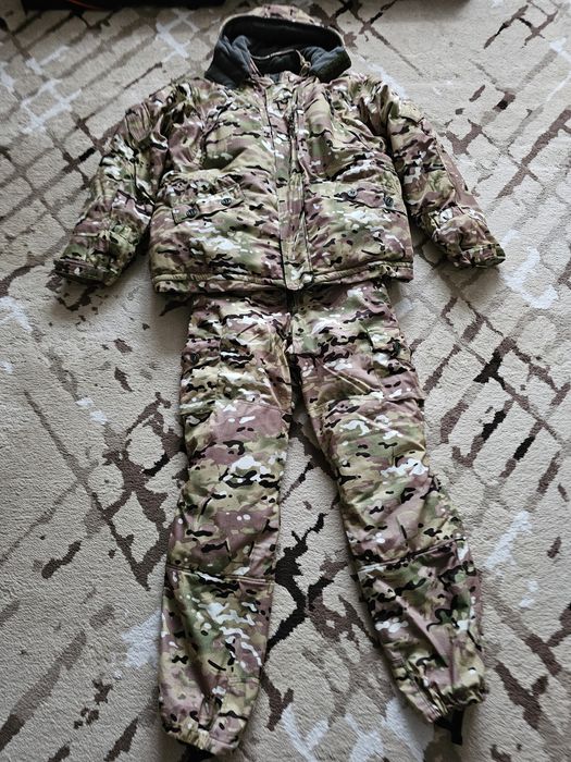 Продам костюмы зимние