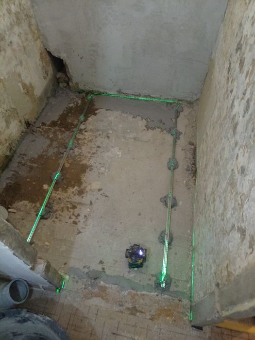 Заливка пола стяжки