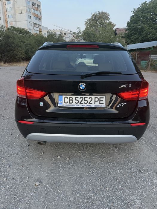 продавам BMW X1. пълен M пакет