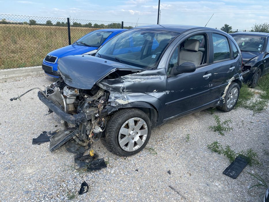 Ситроен Ц3 1.4 75кс бензин автоматик на части