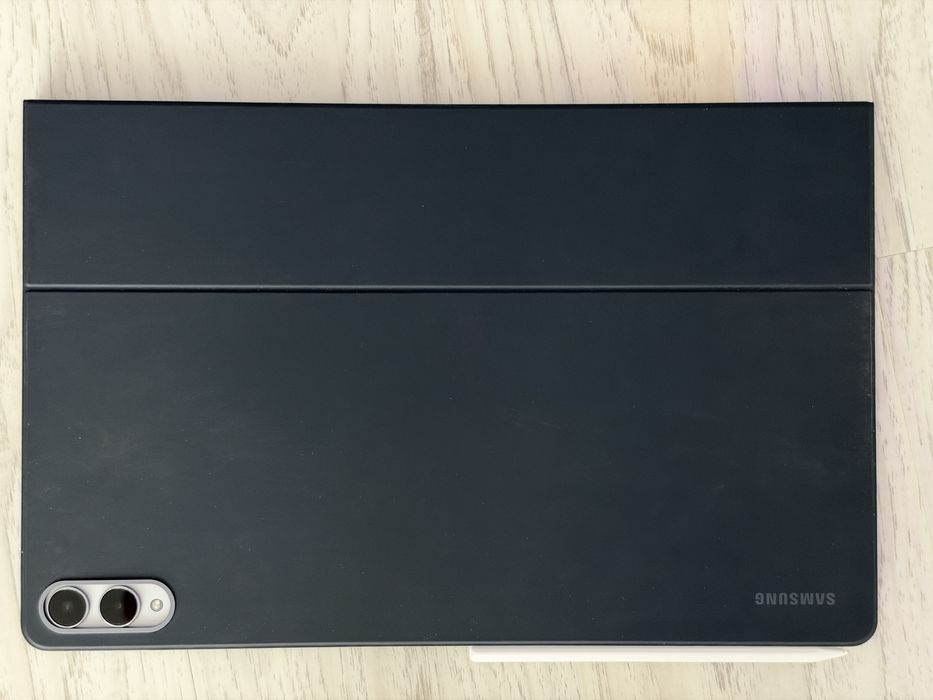 Samsung Galaxy Tab S11 Ultra 1TB 16GB RAM + Husă cu Tastatură | Impecabilă | Garanție eMAG