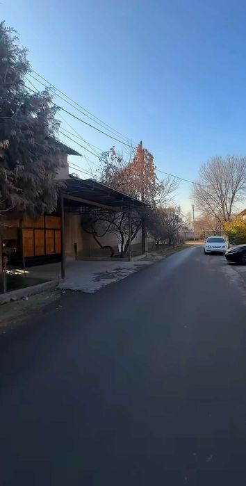 Yer narxida uy sotiladi srochno 13,36 sotix Dormon