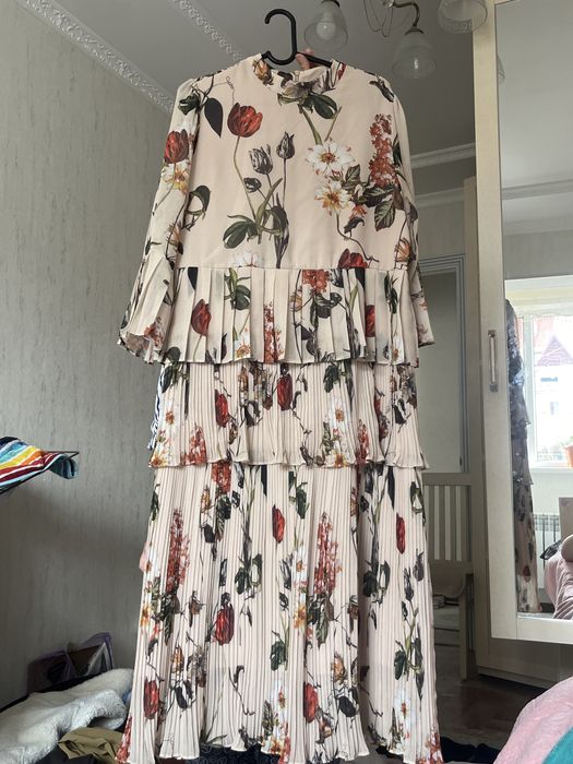 Платье женское POLENPOE размер L носила только 3 раза состояние хорош