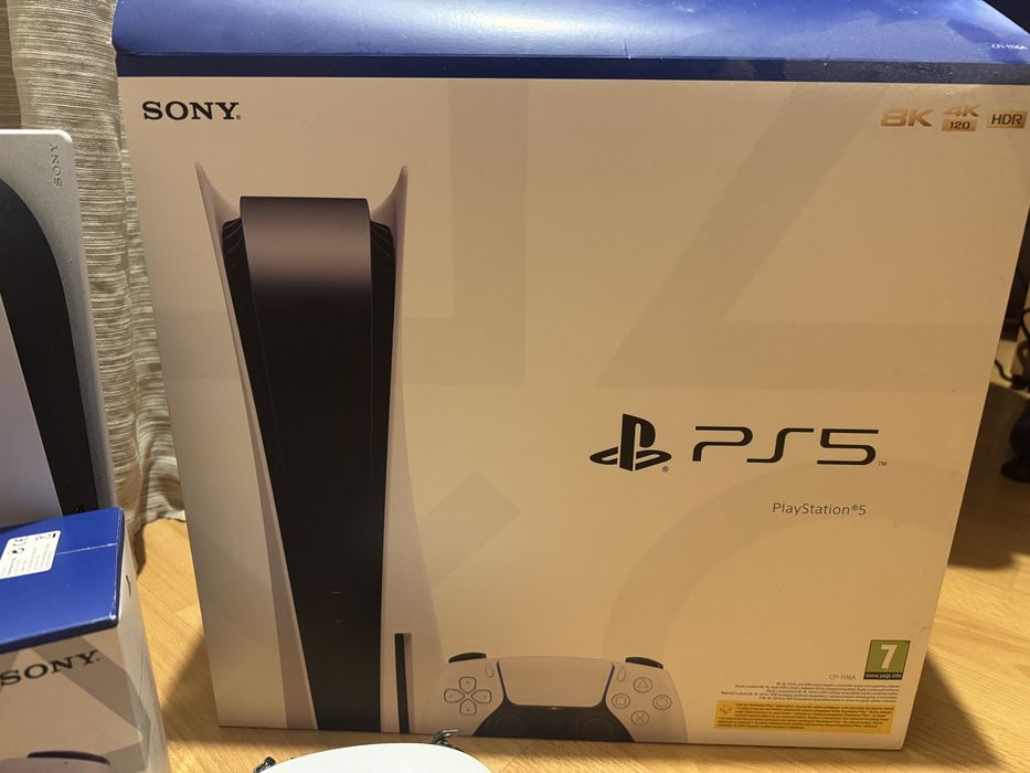 PlayStation 5 + 3 контролера (DualSense Edge) + 19 игри | ТОП КОМПЛЕКТ