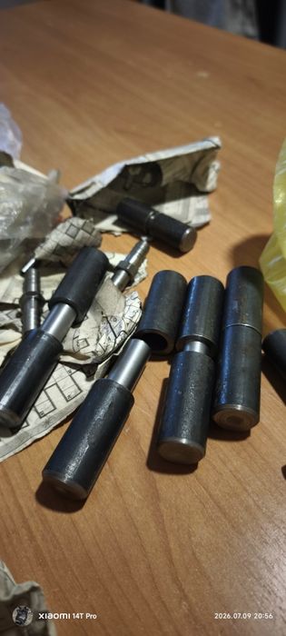 Продам петли для ворот