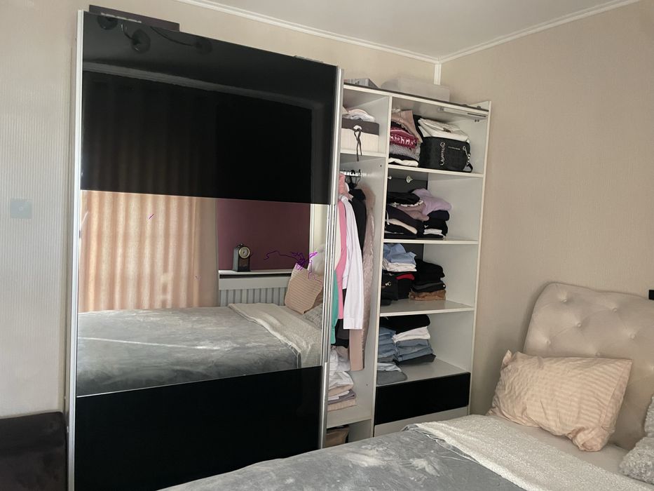 Sifonier si biblioteca  dormitor