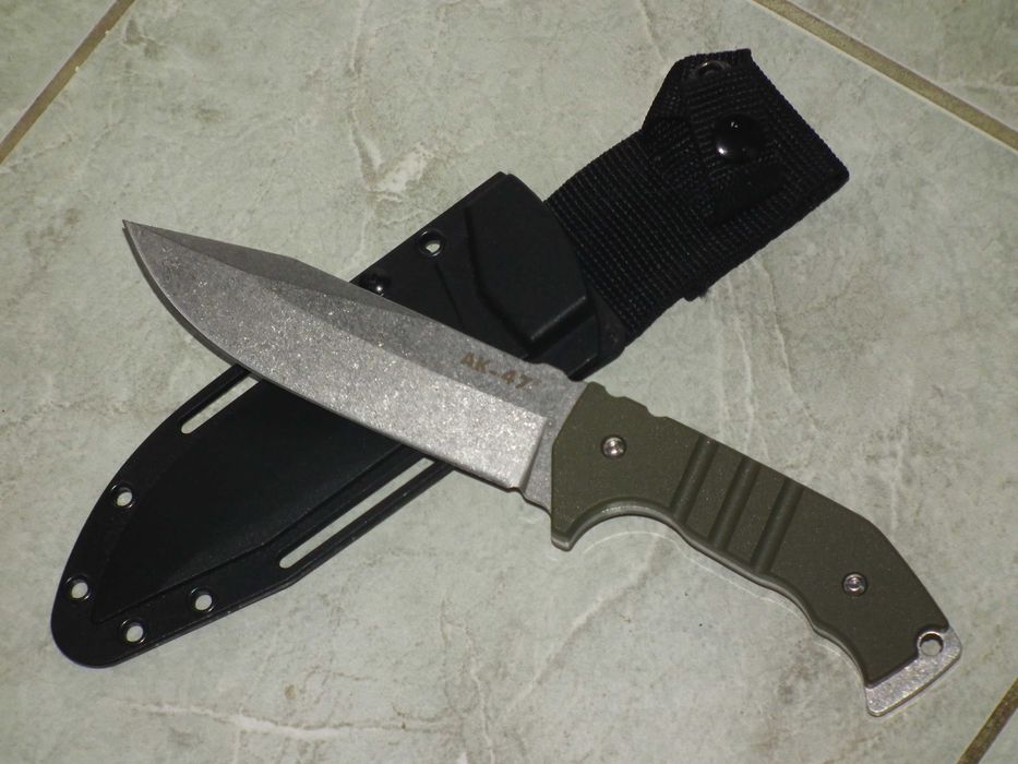 Cutit vánátoare bushcraft nou Cold Steel AK-47 Field Knife CS14AKA