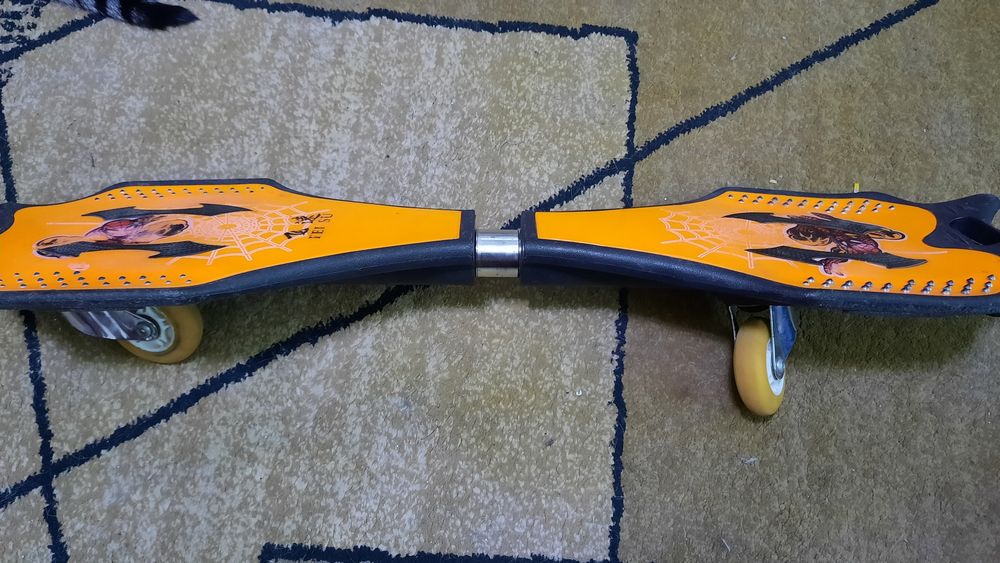 Продам снейкборд б.у в хорошем состоянии