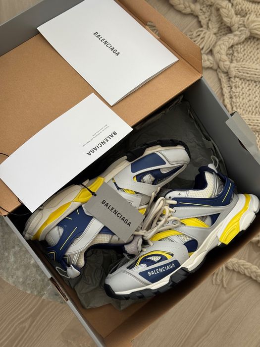 Balenciaga Track  original