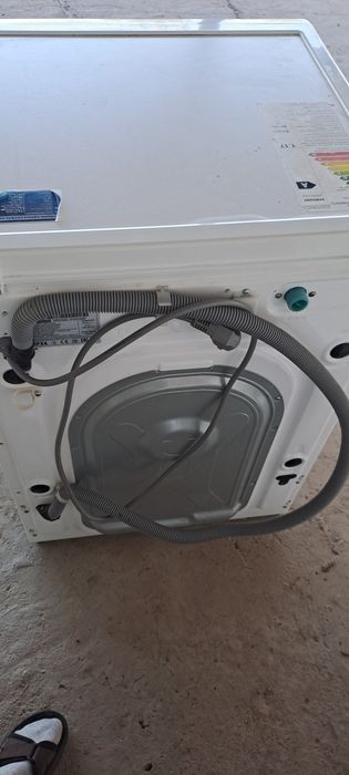 Продам стиральную машину