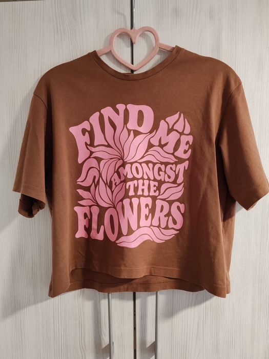Tricou Crop H&M "Find Me Amongst the Flowers" – Maro/Roz, Stil Retro