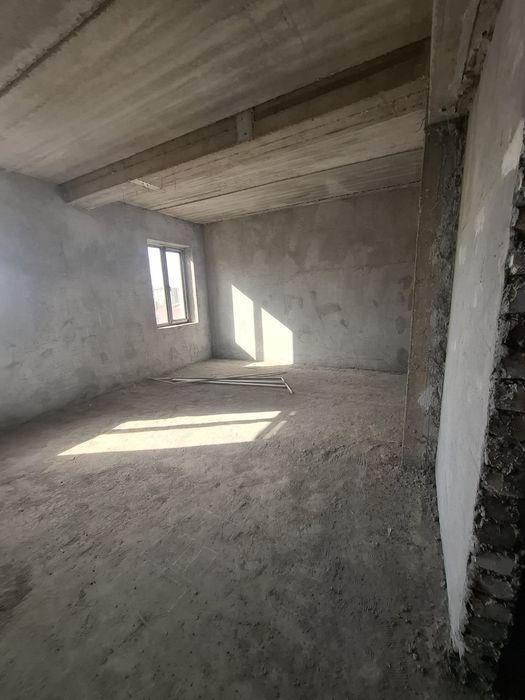 Kvartira 3-xonalik karobka