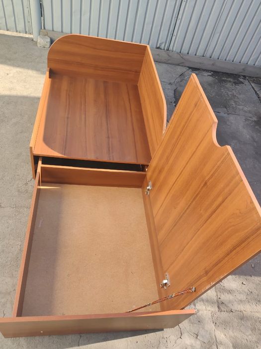 Продам кровать за 5 000тенге