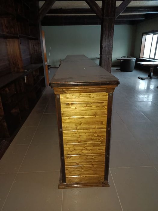 Продам барную стойку