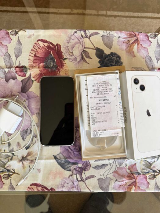 Iphone 13- 128 GB+ зарядно