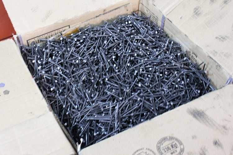 Хар хил турдаги мих Гвозди для стоительства