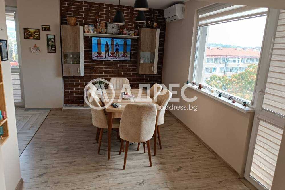 Продава се Многостаен апартамент в Разград, Център - 127 кв.м за 1233 €/кв.м - Снимка #1