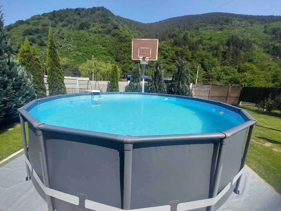 Cabana de inchiriat la munte/ voucher de vacanta/ciubar