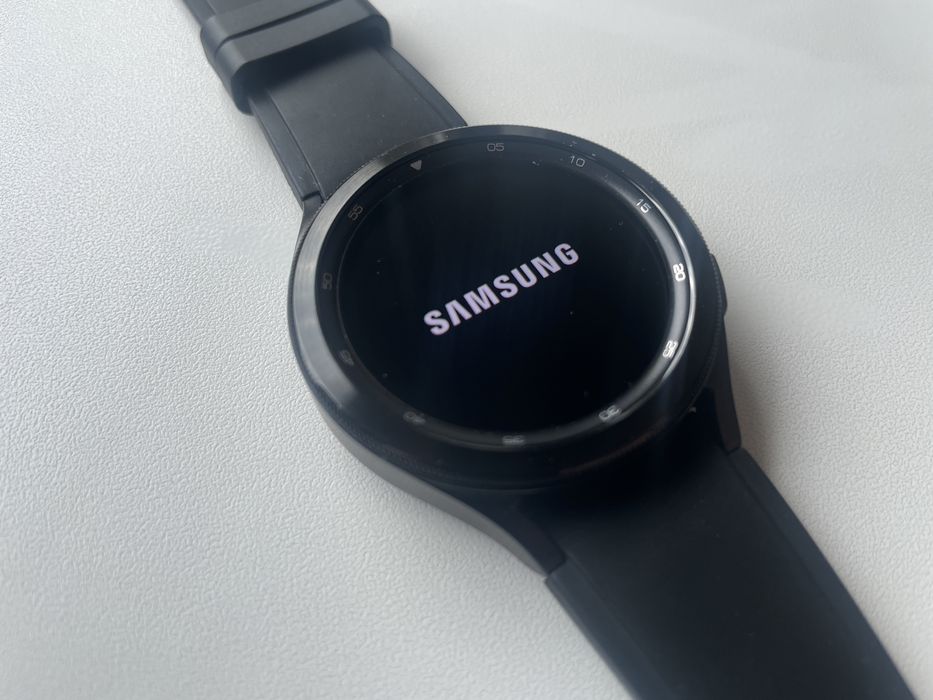 Samsung Galaxy Watch 4 Classic 46 mm. Алматы.