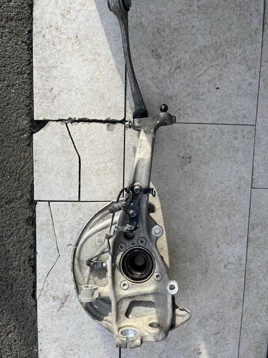 Fuzetă față dreapta Audi A4, A5 ,S4 B9 (2016-2023)