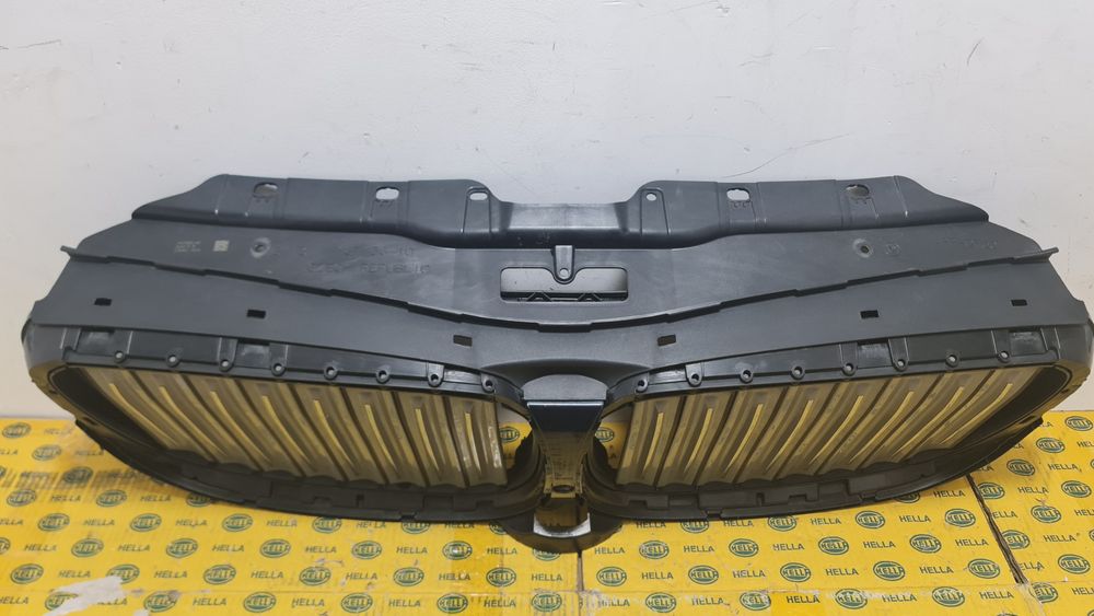 Hota grila masca radiator clapete active trager BMW 7 g11 g12 7473505