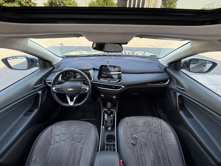 Продаётся Chevrolet Tracker 2 Premier Plus 2025 года
