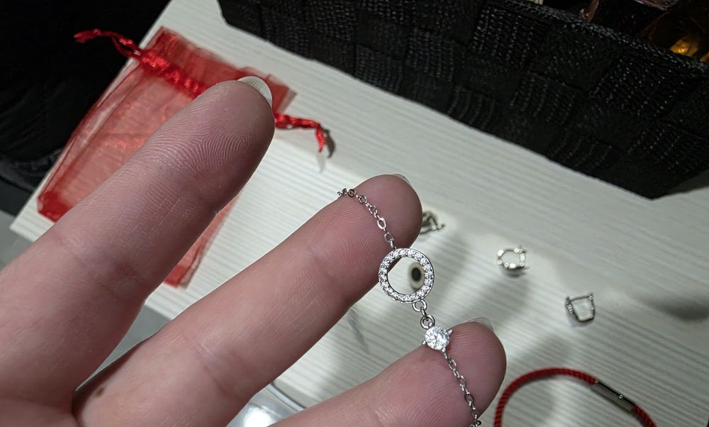 Лот - ребърна гривна и 2 чифта обеци