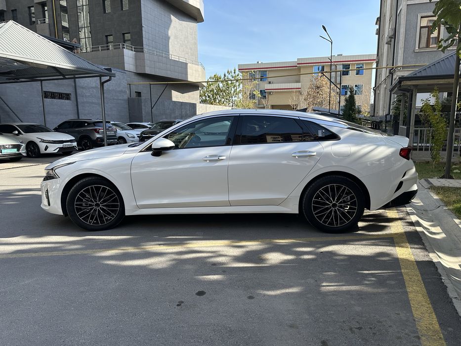Продается KIA K5