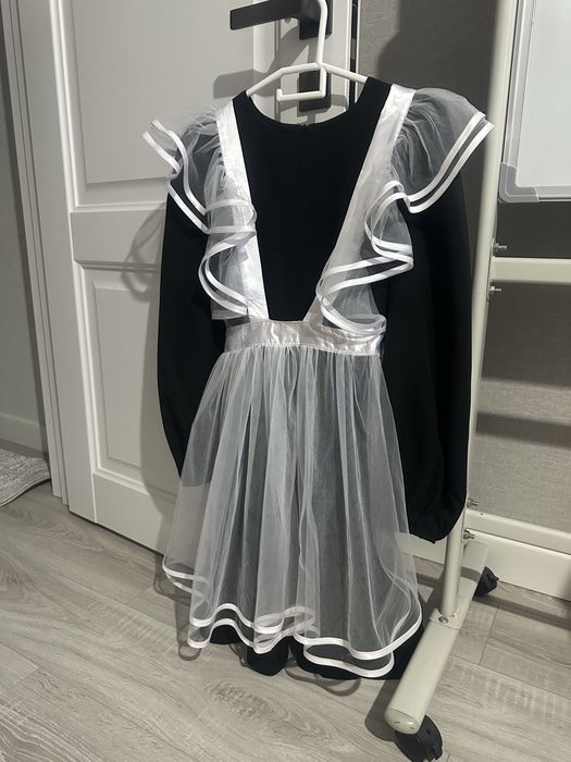 Школьная форма, выпускные платья сарафан