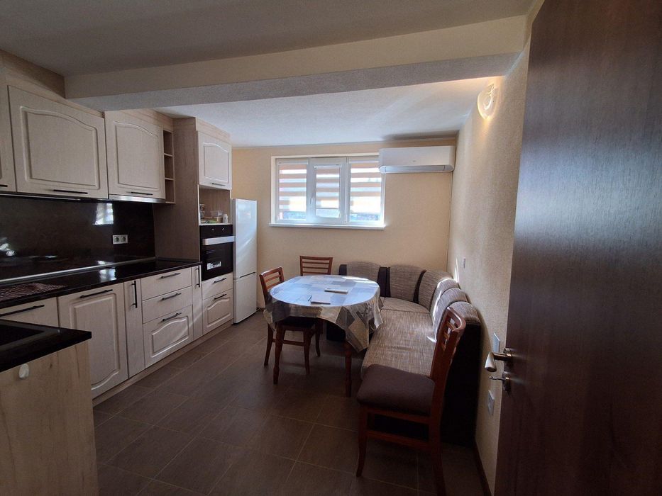 Етаж от къща в кв. Горна баня