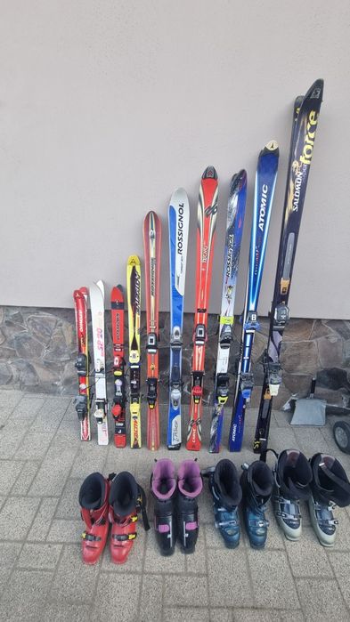 Schiuri și clăpari de vânzare