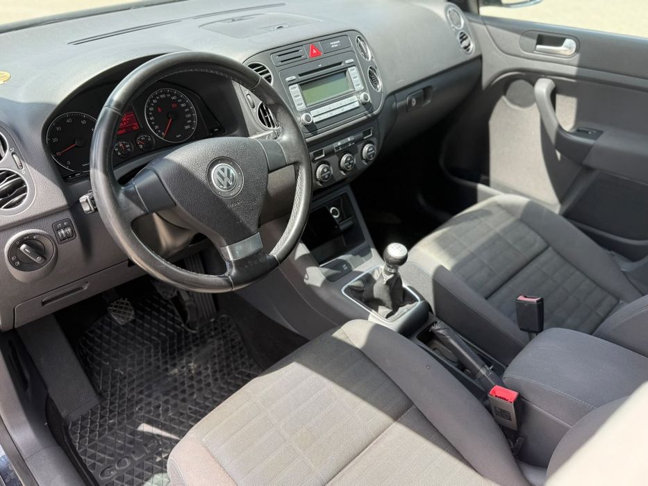 Volkswagen Golf Plus Tour - An 2008 - 1.6 Benzina 102Cp