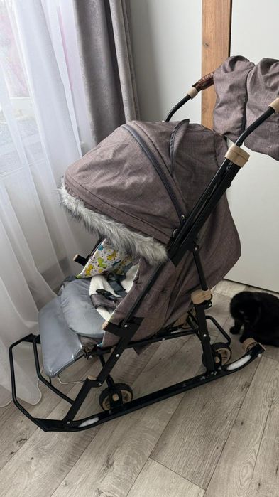 Продам Коляска сани