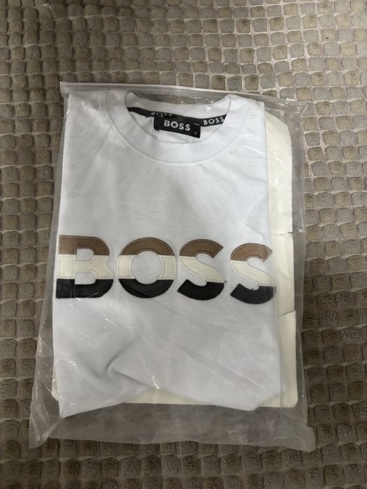 Футболка М размер 11500