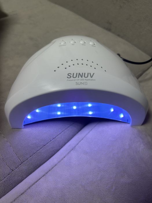 Продам лампу SUNUV для маникюра