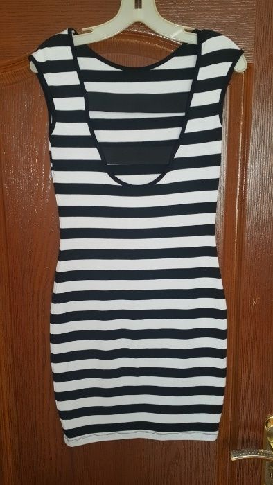 Платье продается