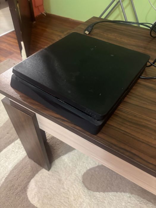 playstation 4 slim