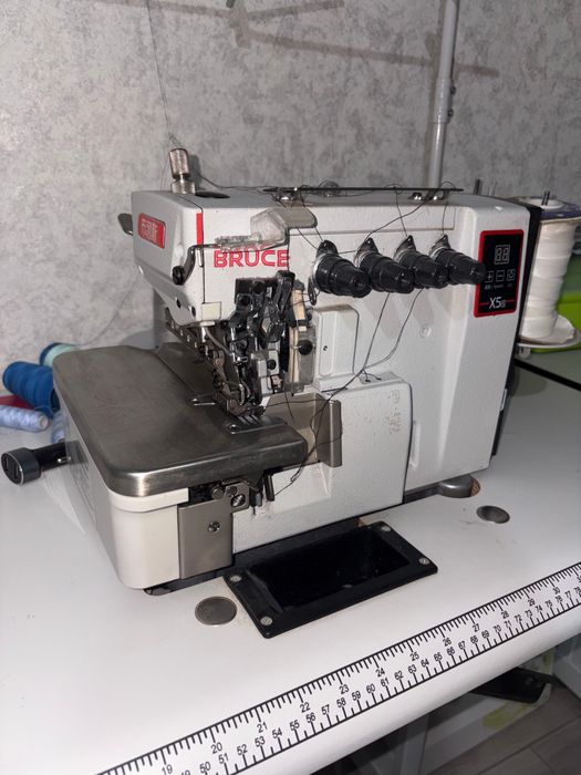 Оверлок Bruce X5S-5-M03/333 серый